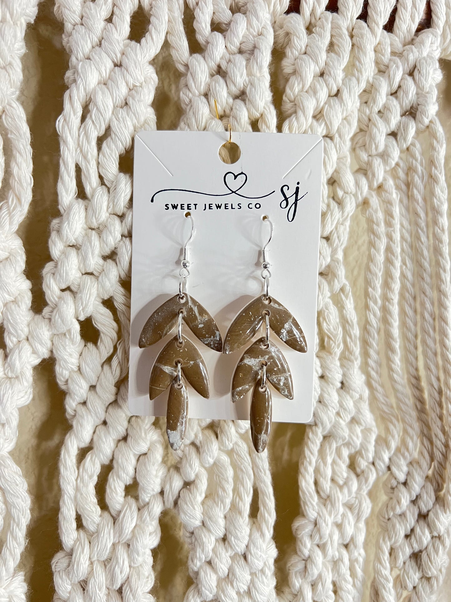 Thankful - leaf dangle